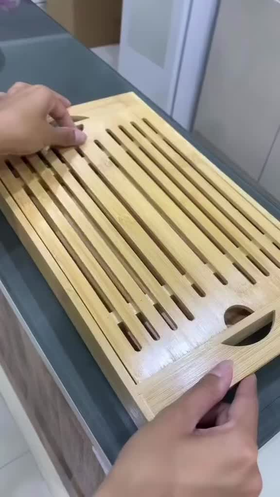 Migalheira de Bambu Tábua de Corte Para Pães Bolos e Frios Com Bandeja Multiuso Porta Panela 4 em 1